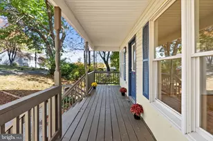 5 Crestview Dr, Front Royal, VA 22630 - Photo 2