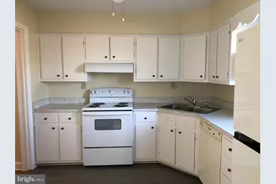 114 S Charles, Front Royal, VA 22630 - Photo 6