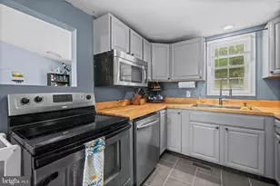 358 Wells Dr, Front Royal, VA 22630 - Photo 10