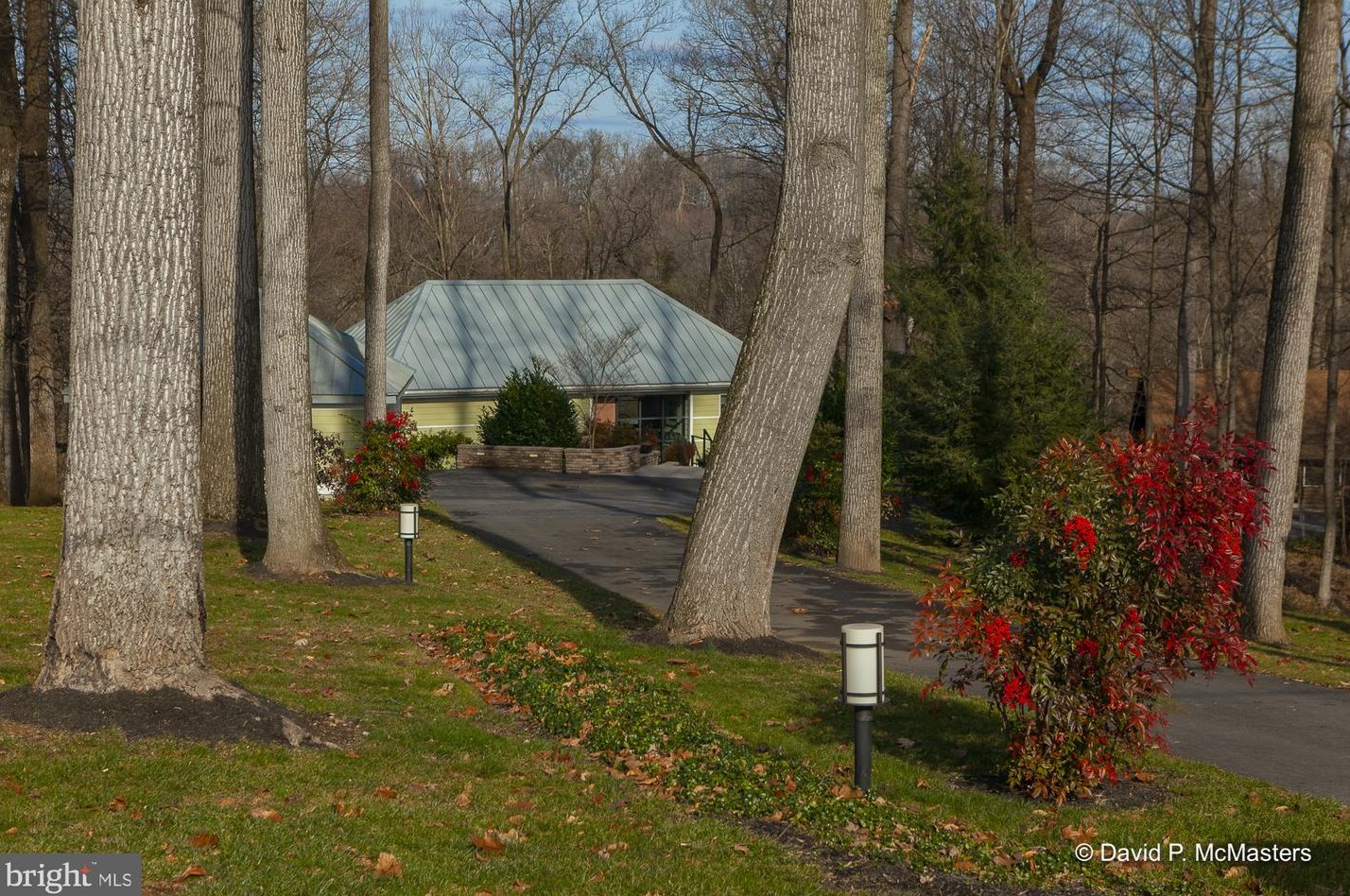 731 Falling Waters Dr, Falling Waters, WV 25419