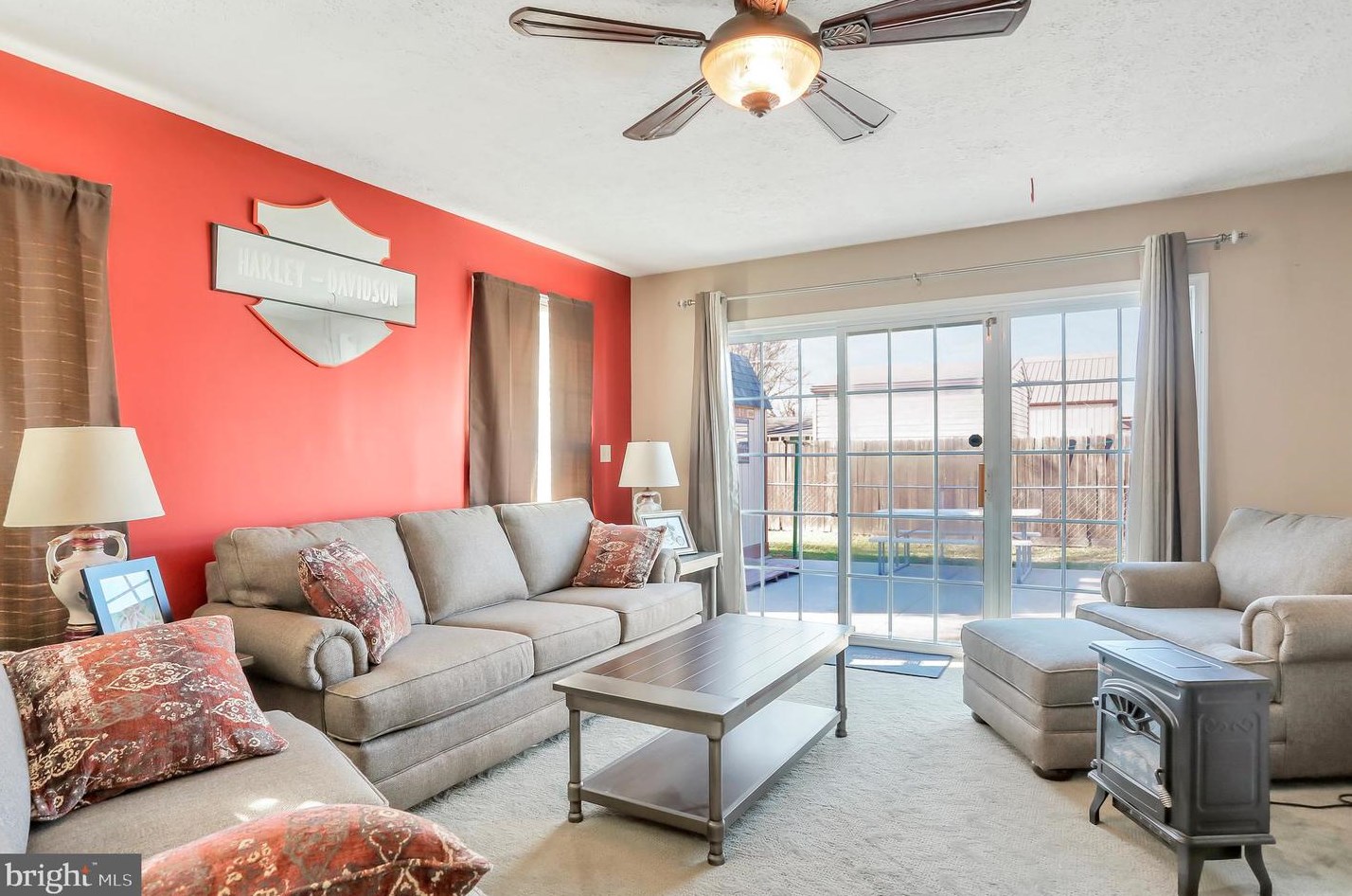 11 Tanglewood Dr, Martinsburg WV 25405-5892 exterior