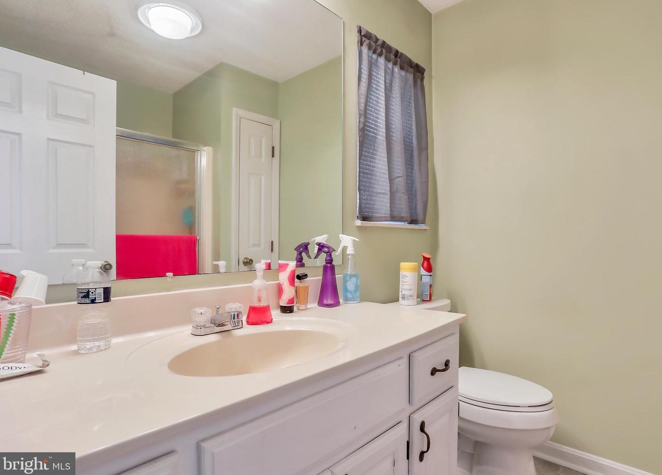 11 Tanglewood Dr, Martinsburg WV 25405-5892 exterior