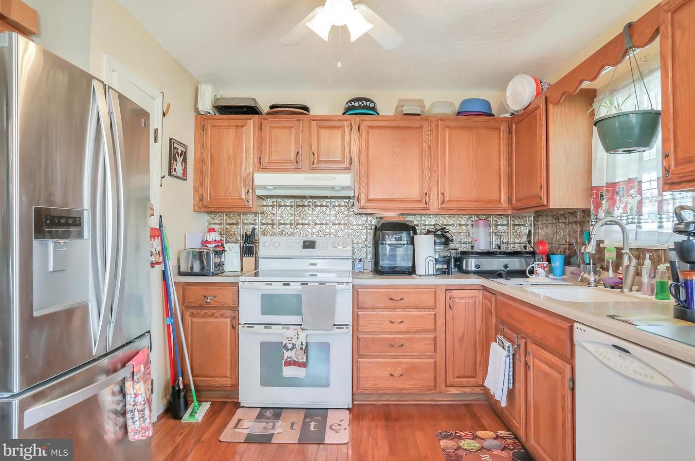 11 Tanglewood Dr, Martinsburg WV 25405-5892 exterior