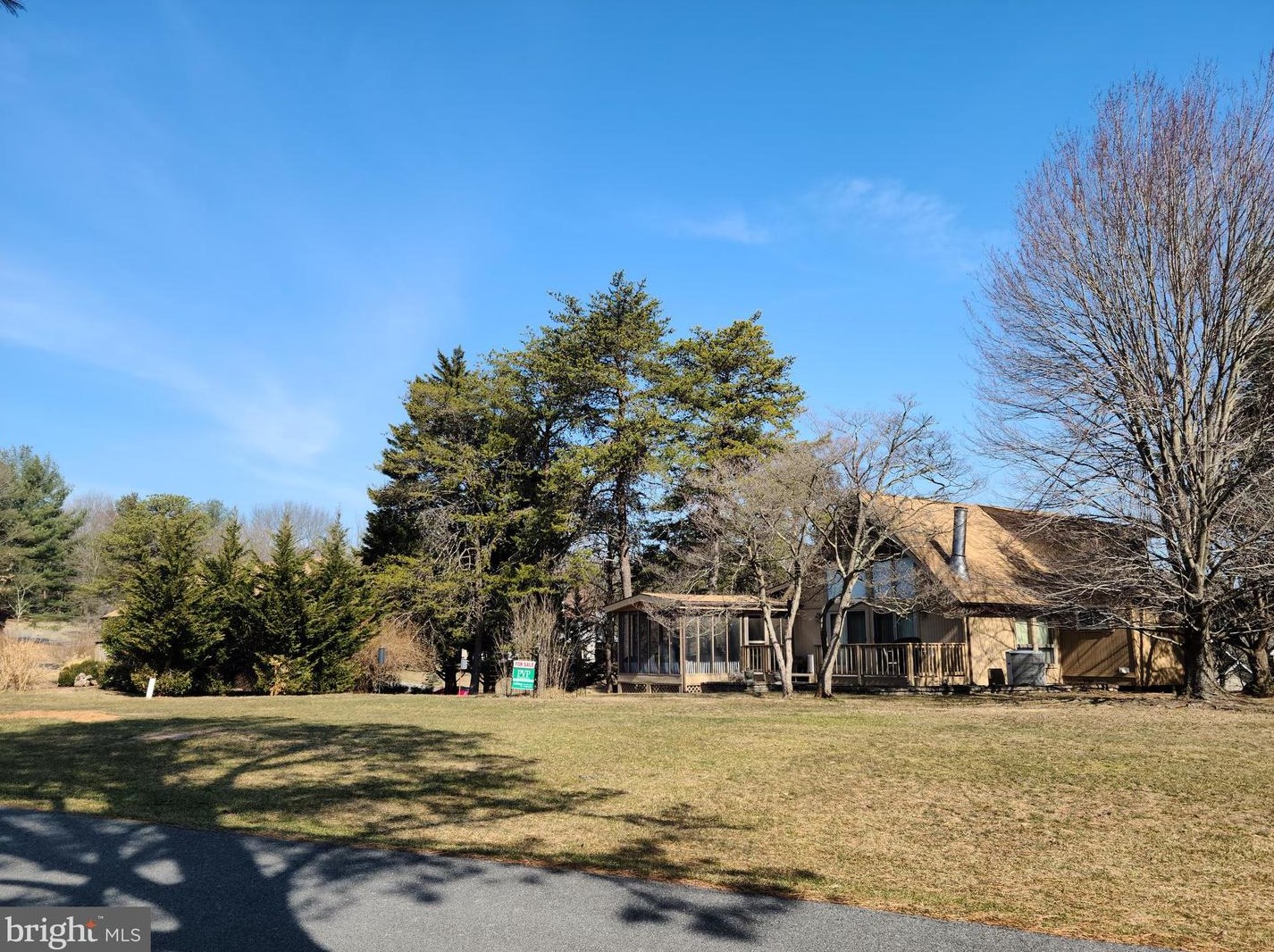 161 The Woods Rd, Hedgesville, WV 25427