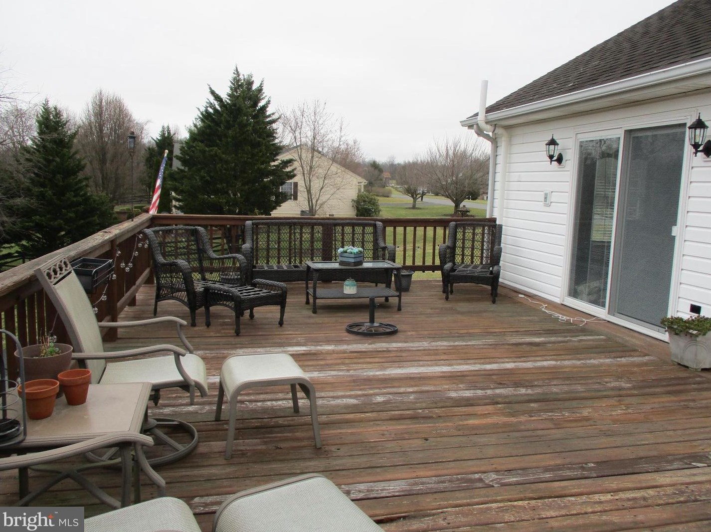 202 Robins, Falling Waters, WV 25419