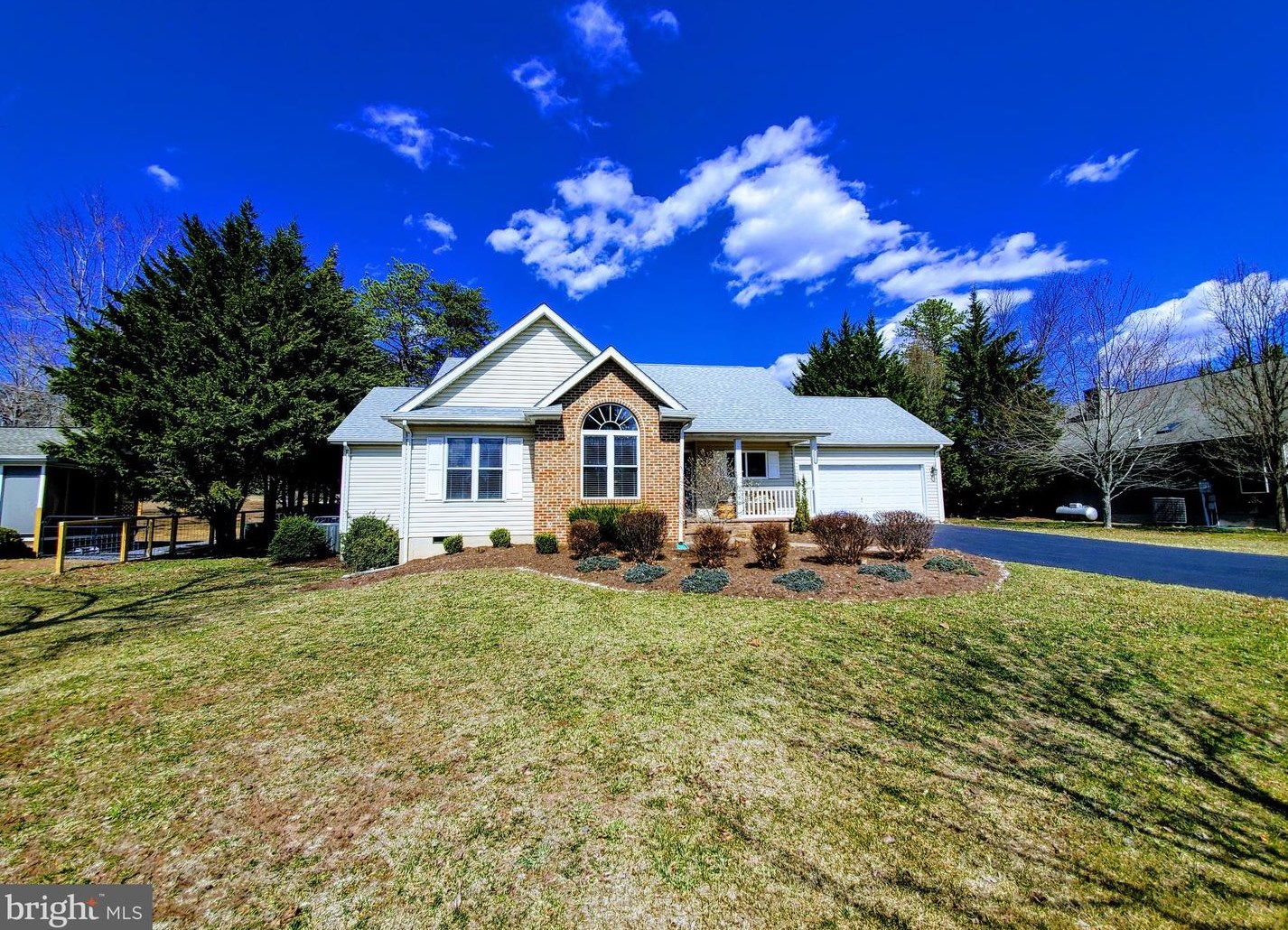1522 Winter Camp Trail, Hedgesville, WV 25427
