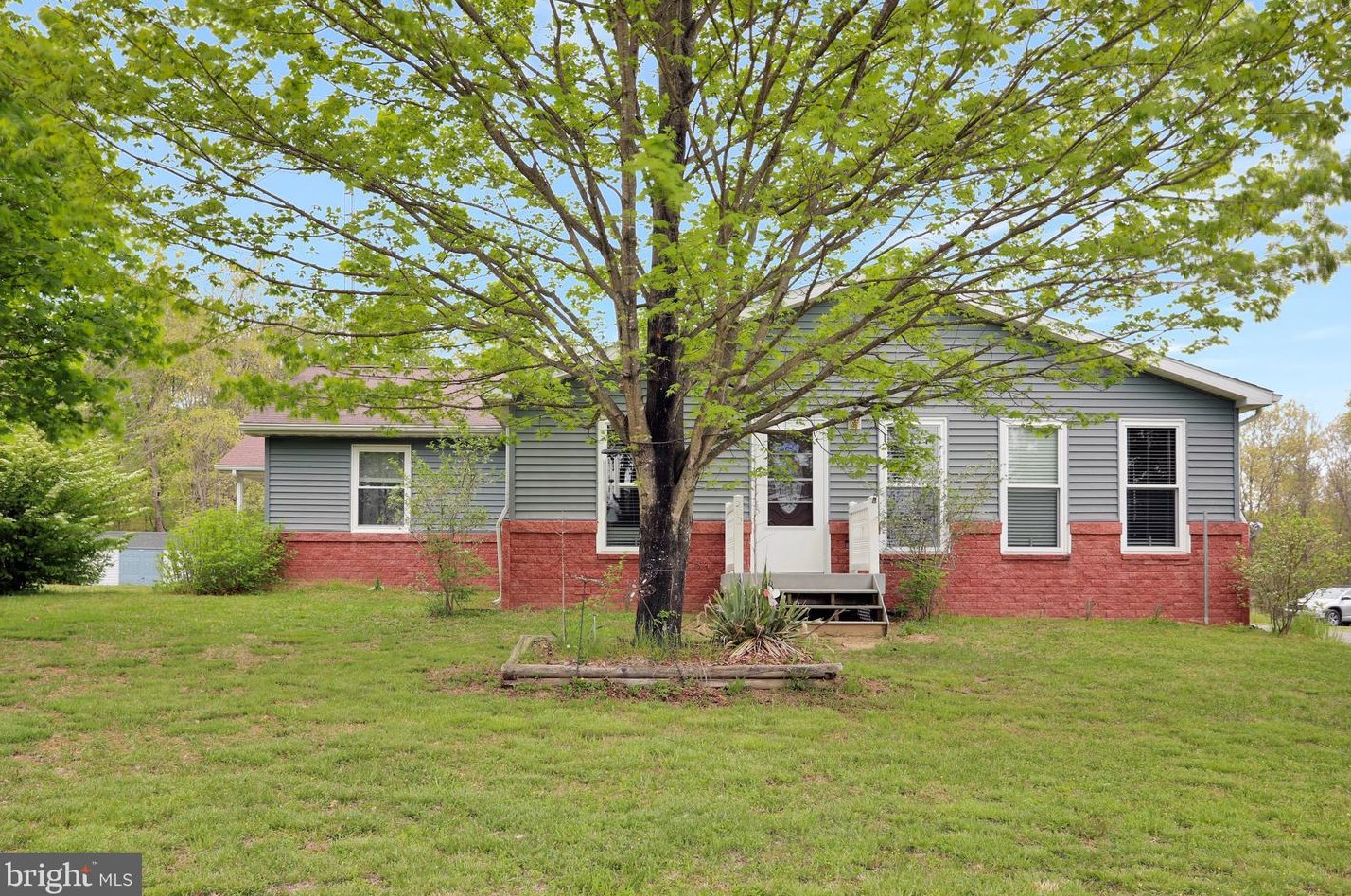 202 Trickling Run, Hedgesville, WV 25427