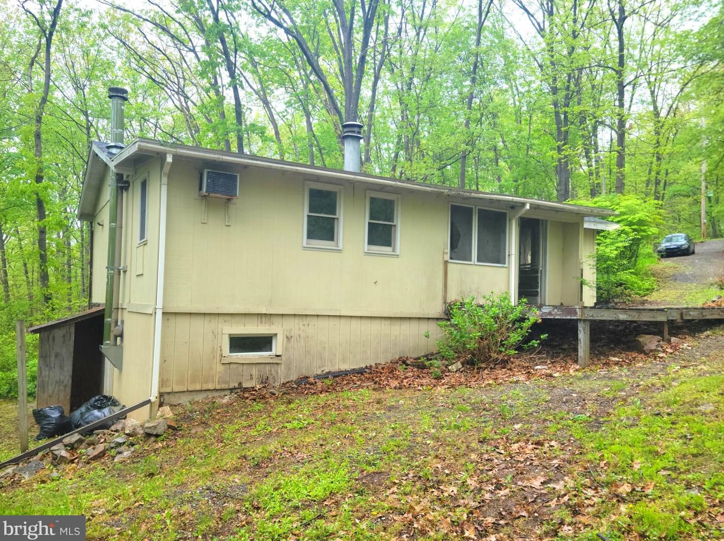 686 Nancy Jack Rd, Gerrardstown, WV 25420