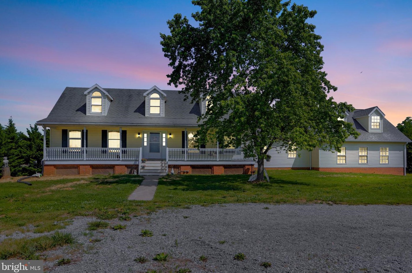361 Agee Ln, Falling Waters, WV 25419