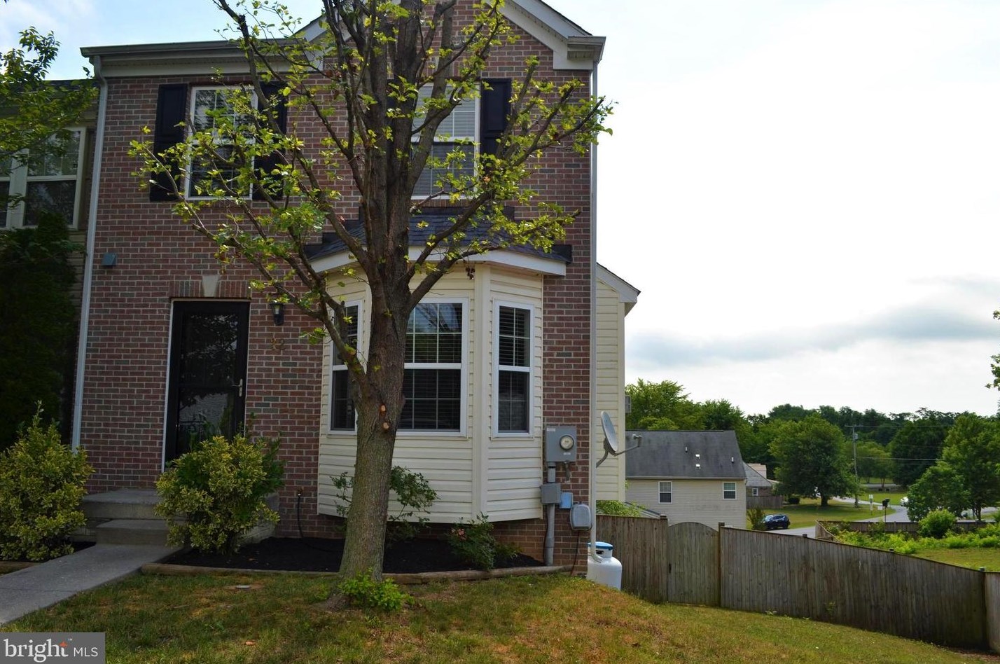 32 Grindstone Dr, Hedgesville, WV 25427