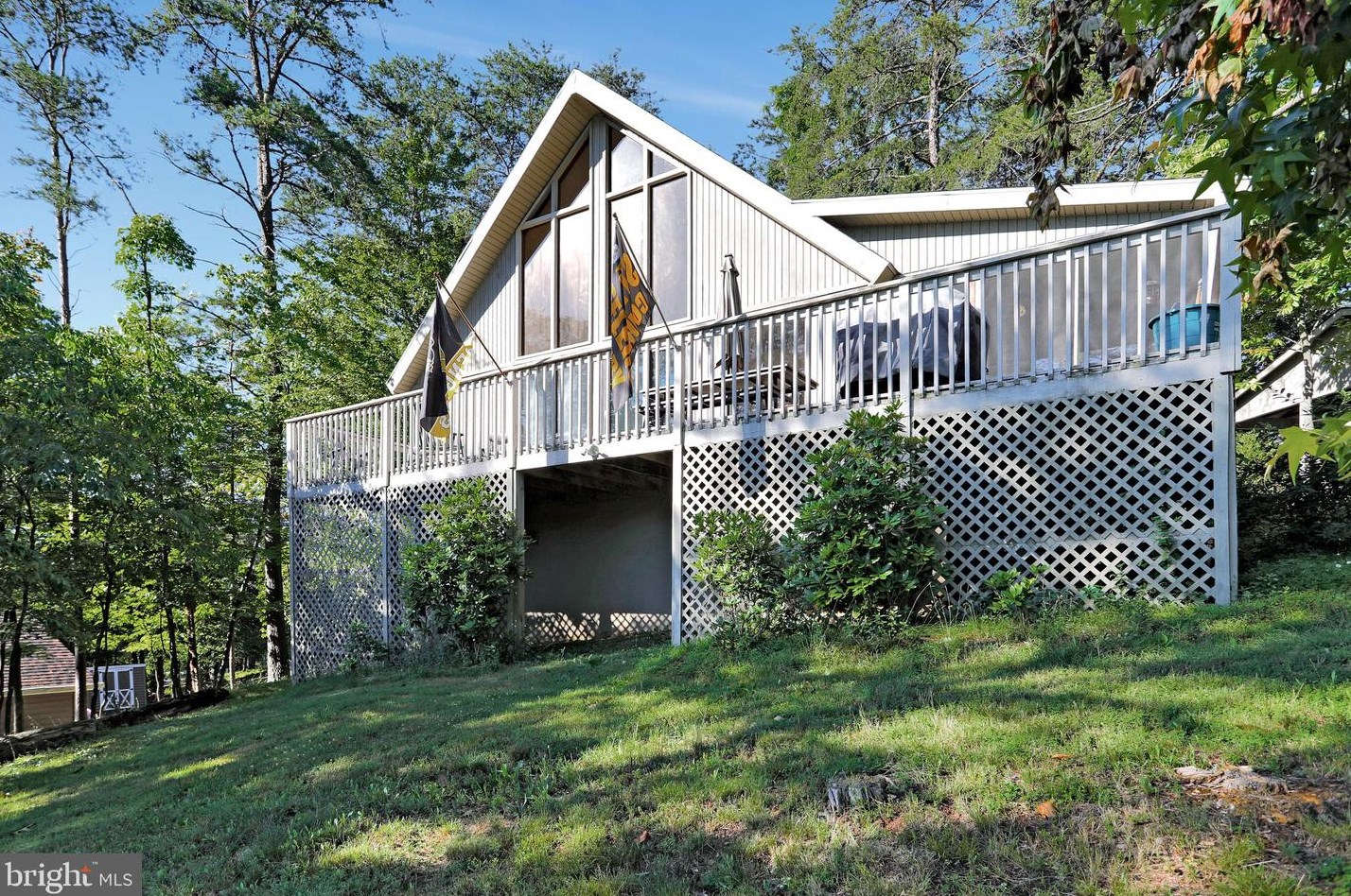 496 Winter Camp Trail, Hedgesville, WV 25427