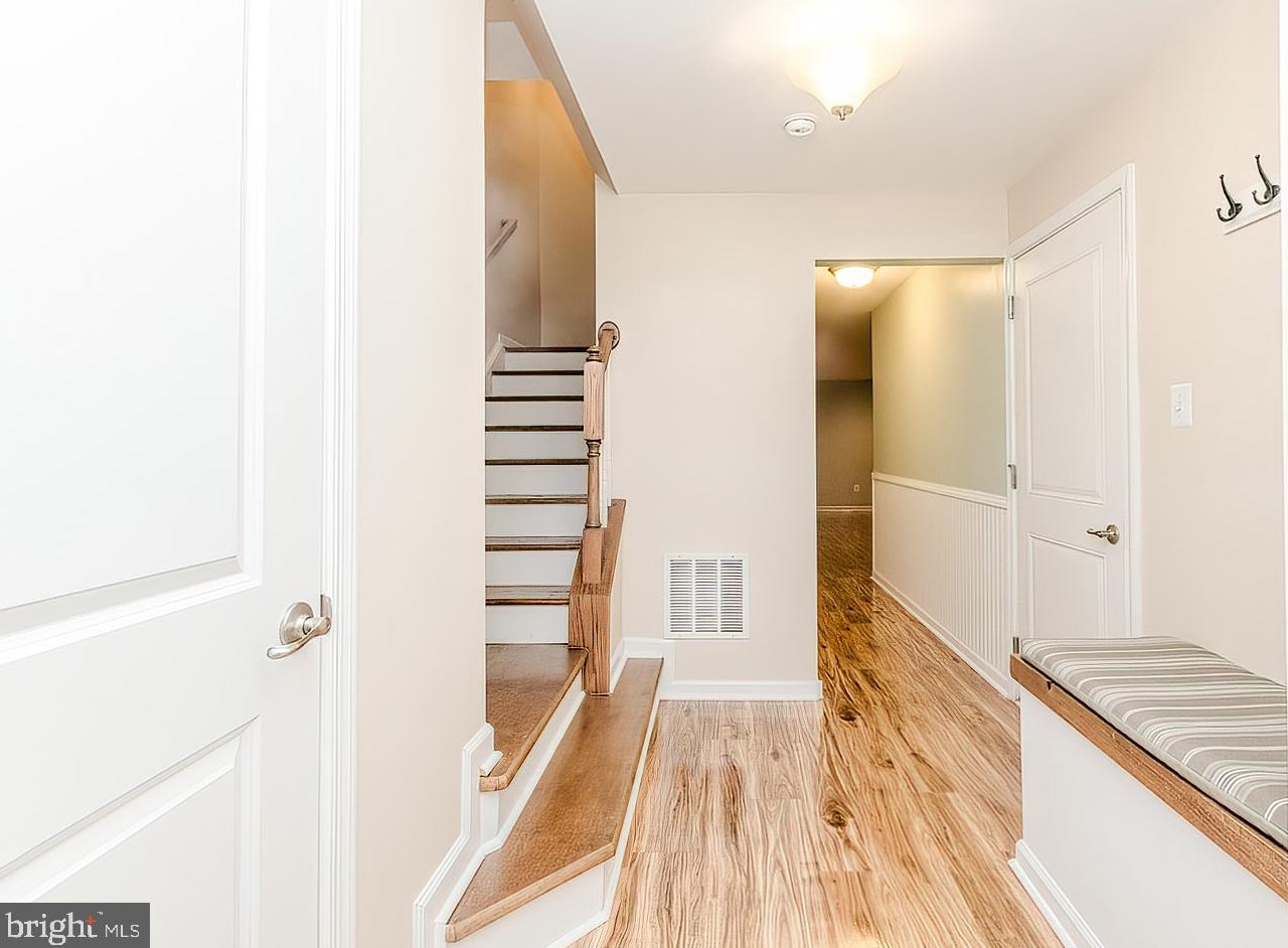 182 Norwood Dr, Falling Waters, WV 25419