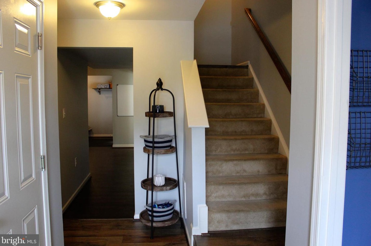 330 Rumbling Rock Rd, Hedgesville, WV 25427