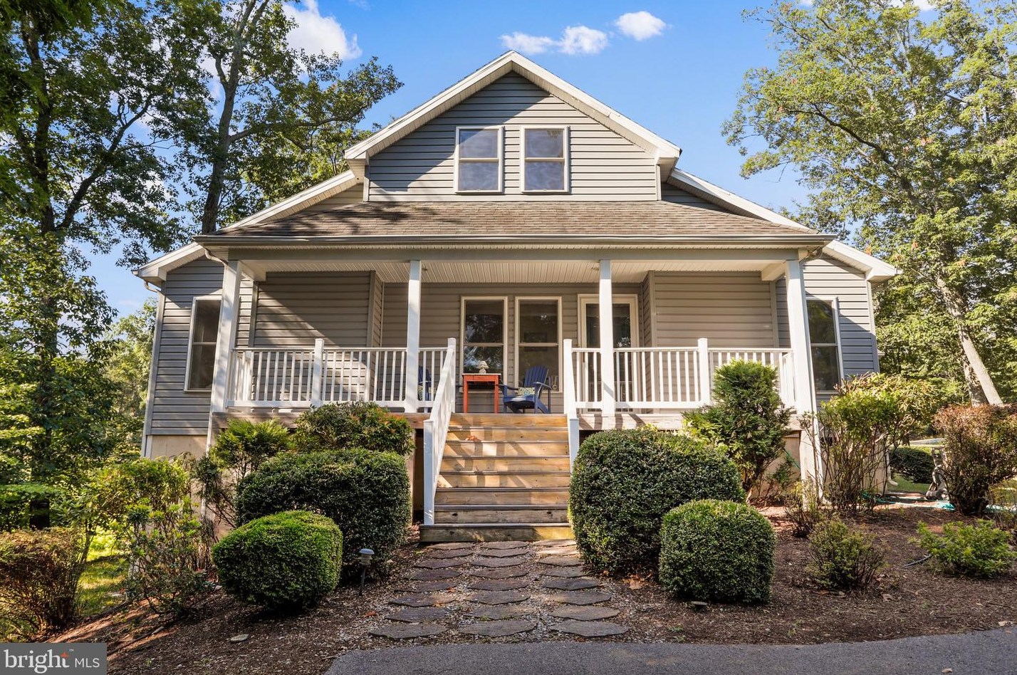 84 Wampum Ln, Hedgesville, WV 25427