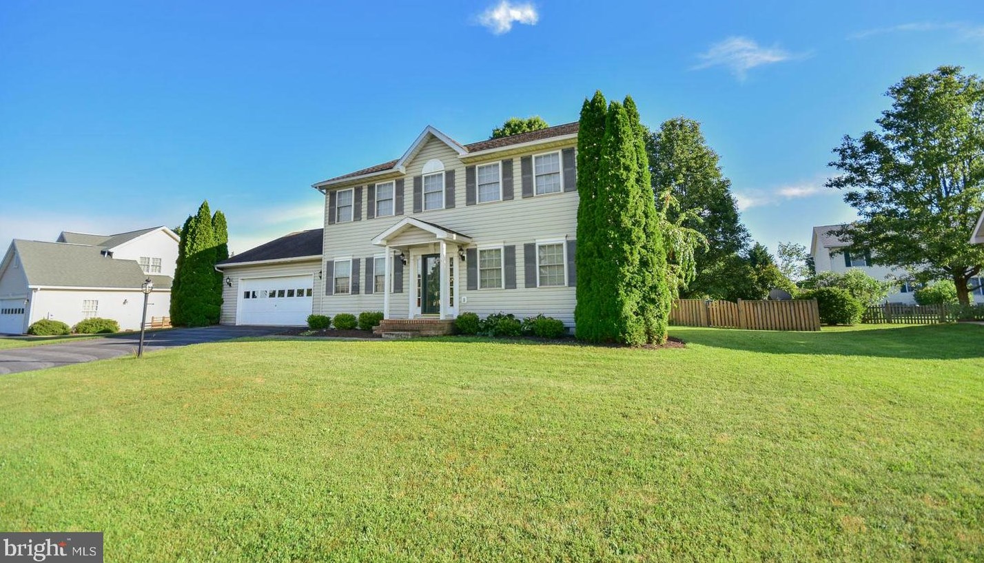 41 Amherst, Falling Waters, WV 25419