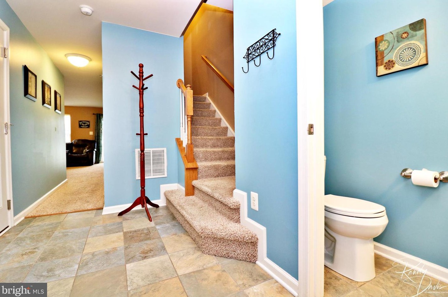 55 Gauley Riv Path, Falling Waters, WV 25419