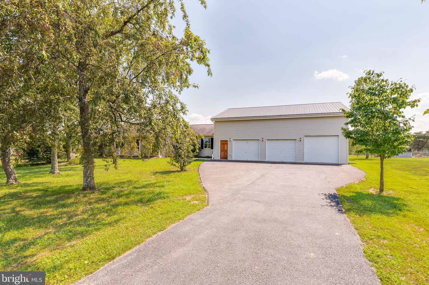 197 Mcgill Dr, Gerrardstown, WV 25420