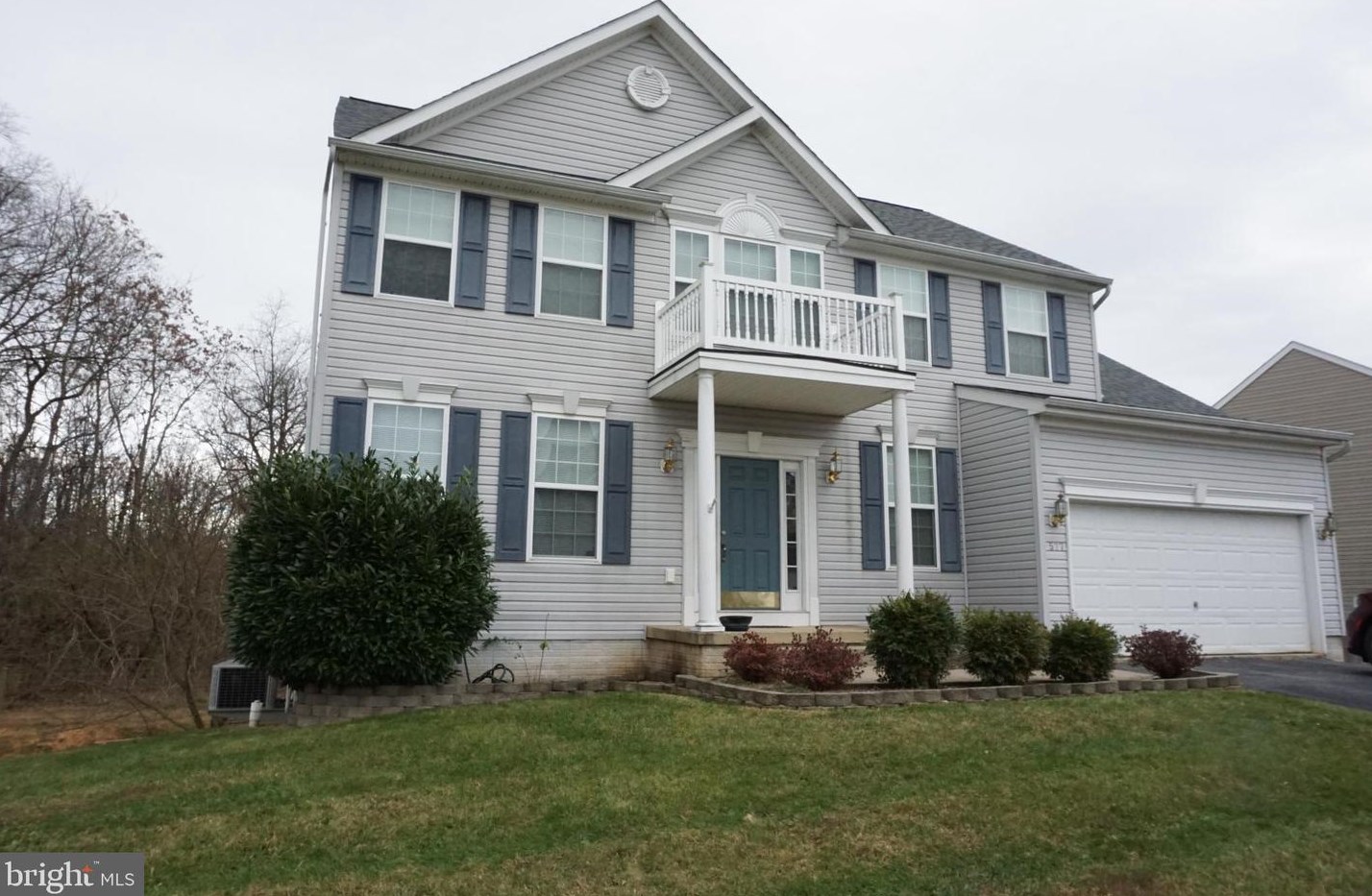 577 Bentley Dr, Inwood, WV 25428-3427