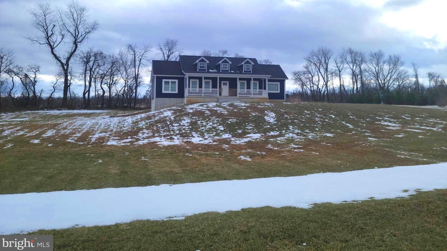 229 Seattle Slew Way, Martinsburg, WV 25403