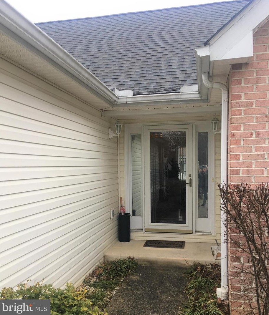 29 Osprey, Falling Waters, WV 25419