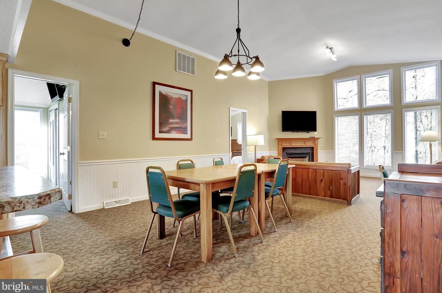 17 Canada Goose Ln, Hedgesville, WV 25427