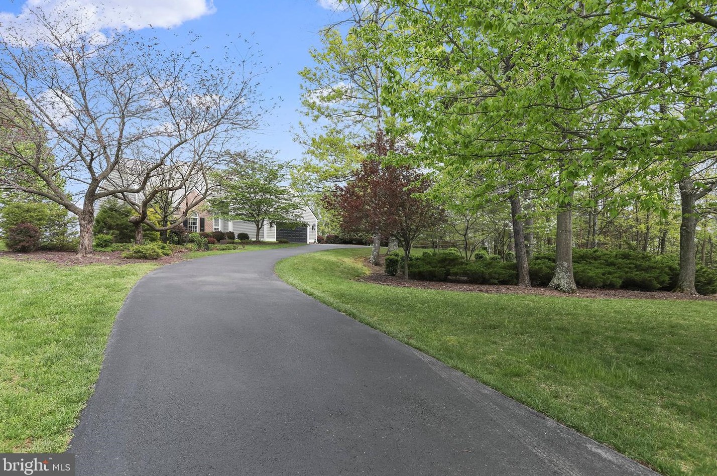 1706 Winter Camp Trail, Hedgesville, WV 25427