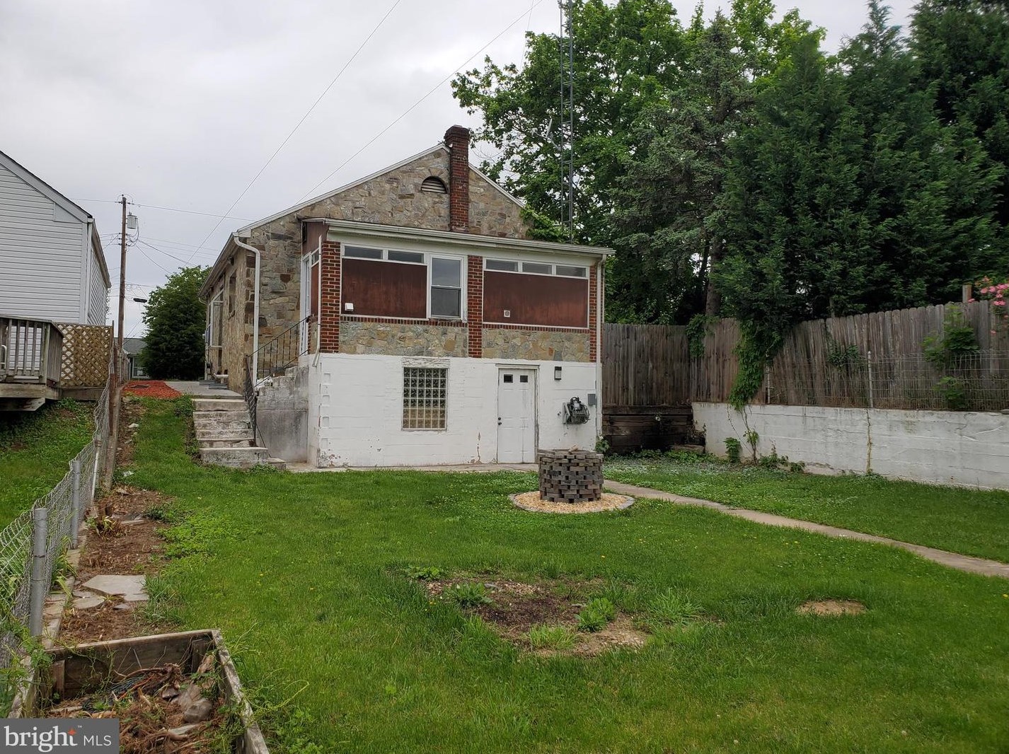 1004 Virginia Ave, Martinsburg, WV 25401