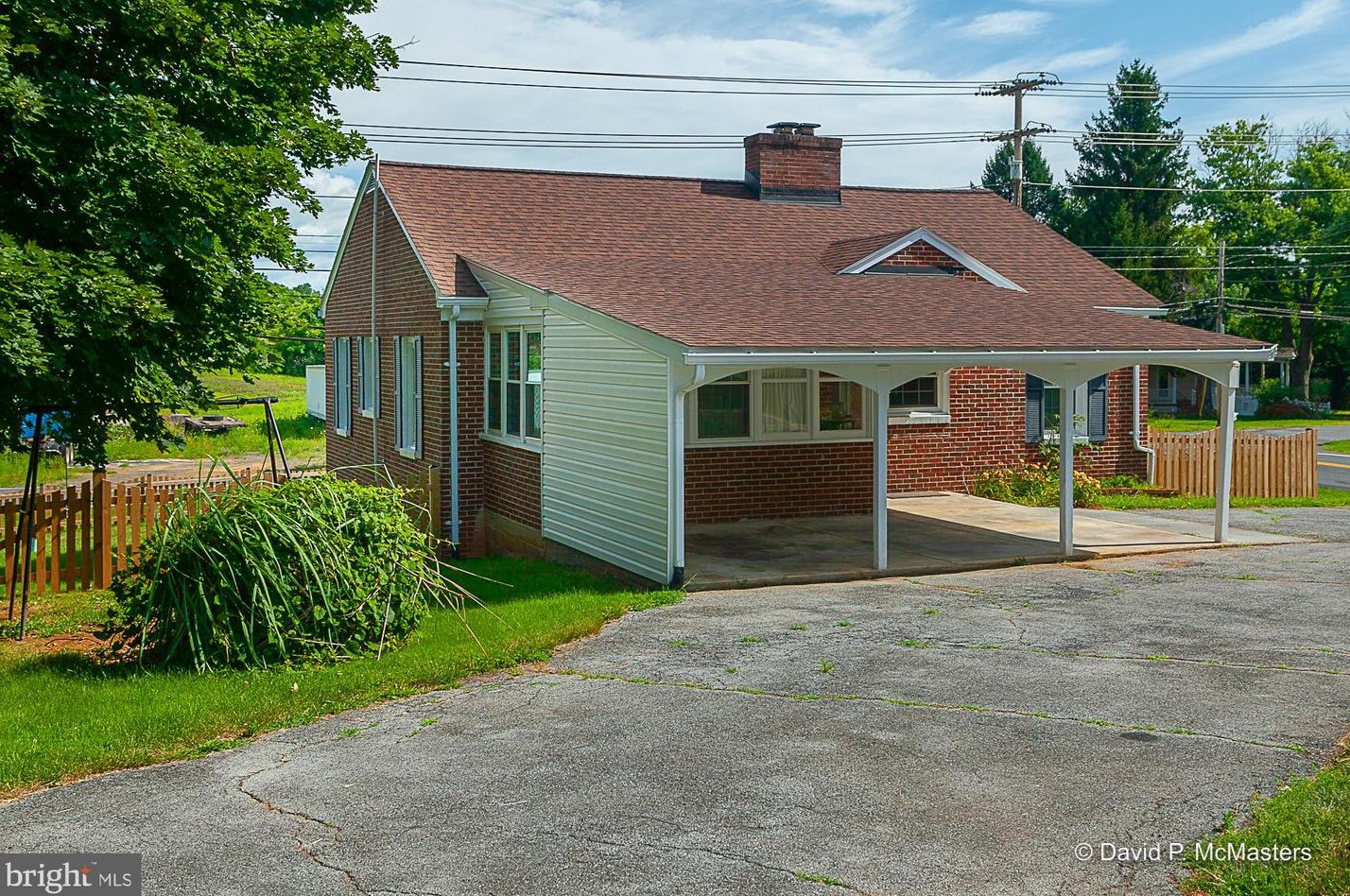 2153 Henshaw Rd, Inwood WV 25428-3485 exterior