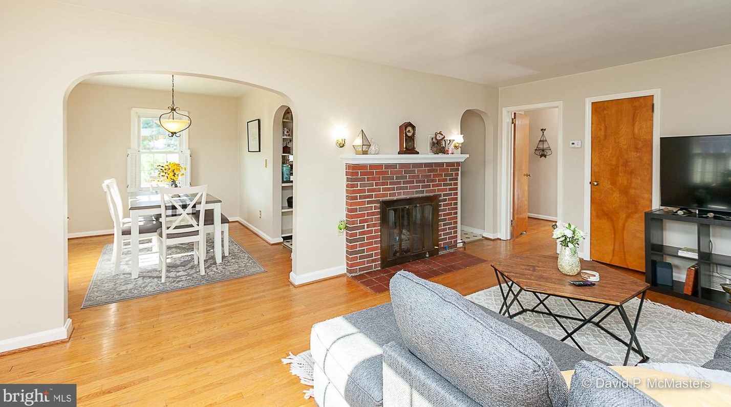 2153 Henshaw Rd, Inwood WV 25428-3485 exterior