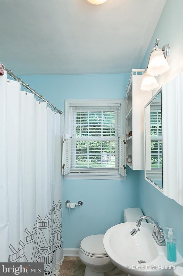 2153 Henshaw Rd, Inwood WV 25428-3485 exterior