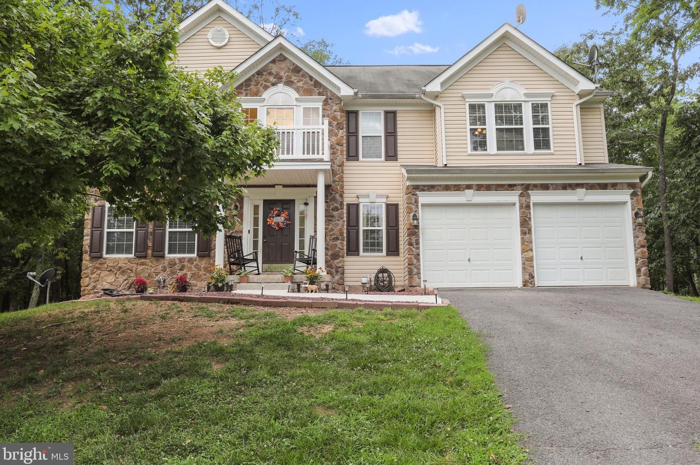 18 Rotterham Dr, Hedgesville, WV 25427