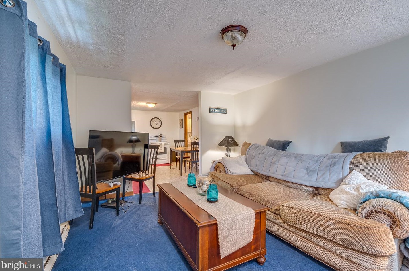 1935 Charles Town Rd, Martinsburg WV 25430-2627 exterior