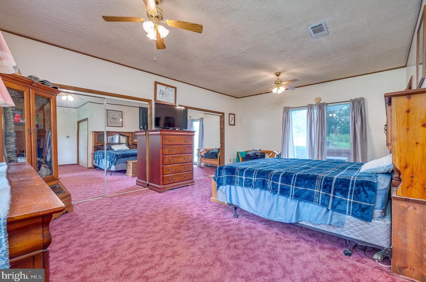 1935 Charles Town Rd, Martinsburg WV 25430-2627 exterior