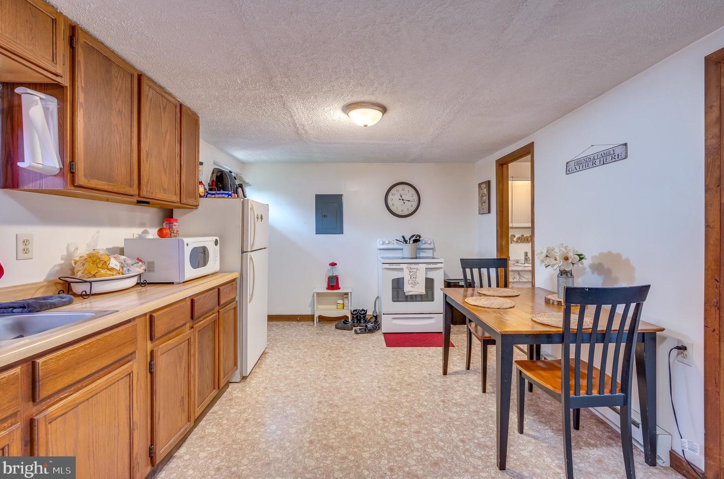 1935 Charles Town Rd, Martinsburg WV 25430-2627 exterior