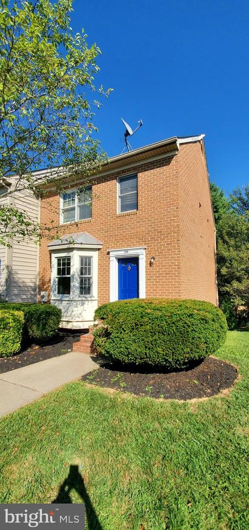 138 Morningside Dr, Falling Waters, WV 25419