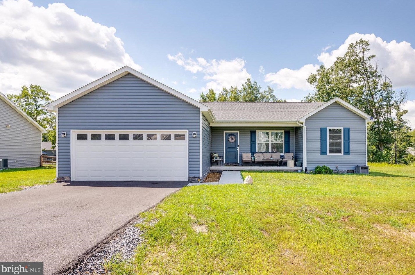 496 Basin Dr, Inwood, WV 25428-3209