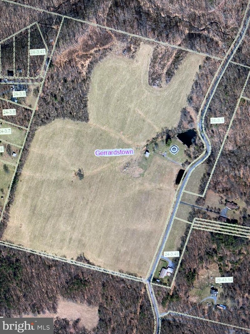 595 Tub Run Hollow Rd, Hedgesville, WV 25427
