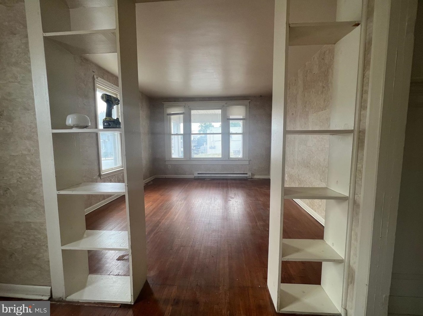703 2nd St #a, Martinsburg, WV 25404