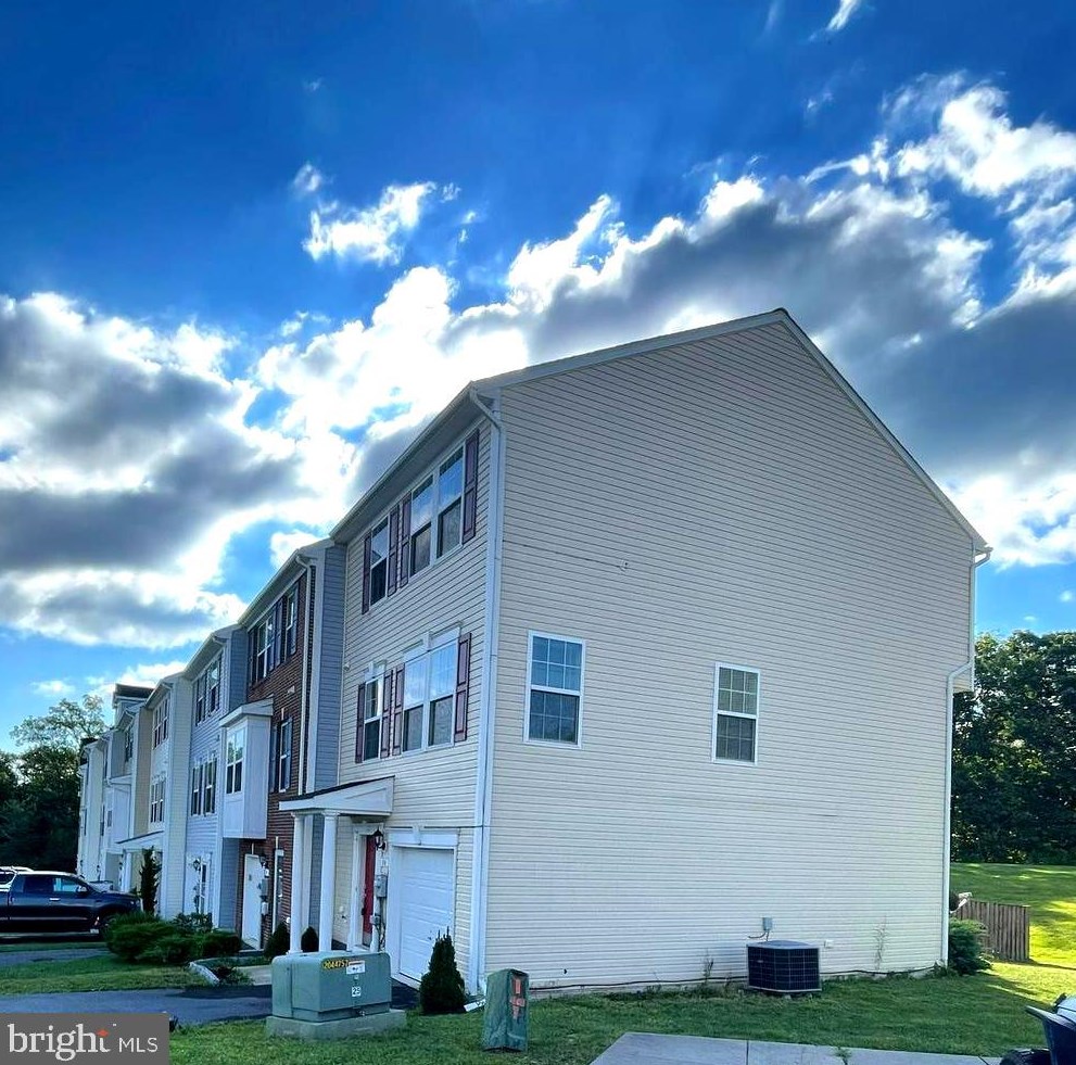 80 Carnegie Links Dr, Martinsburg, WV 25405