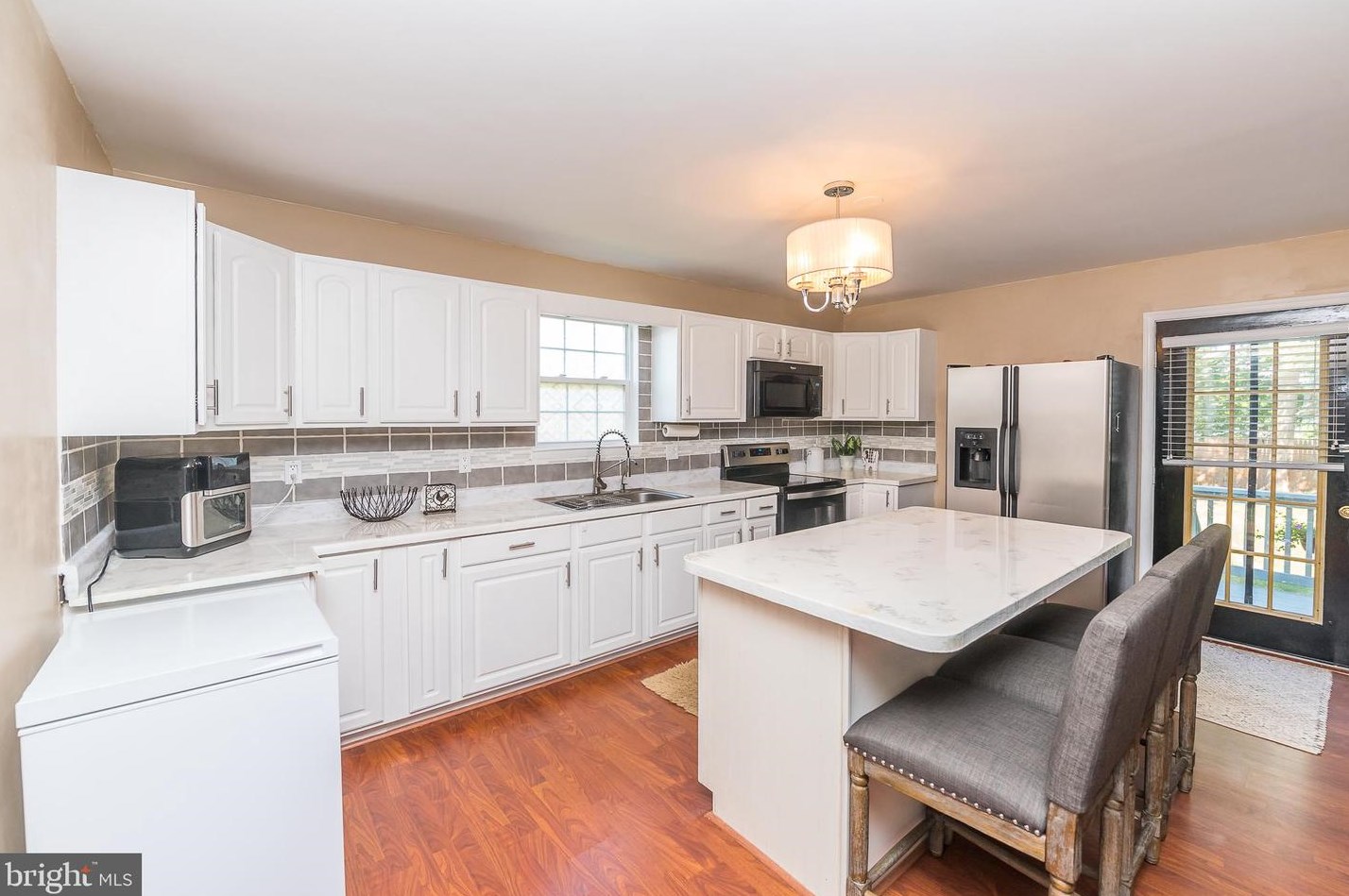 704 Morgan St, Martinsburg, WV 25401-1802