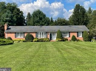 4237 Shepherdstown Rd, Martinsburg, WV 25404-0308