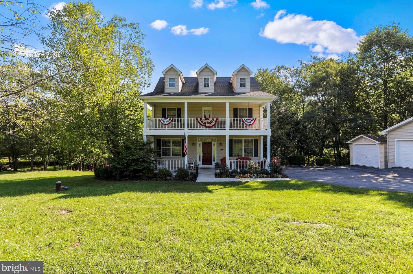 1284 Lost Rd, Martinsburg, WV 25403-7556