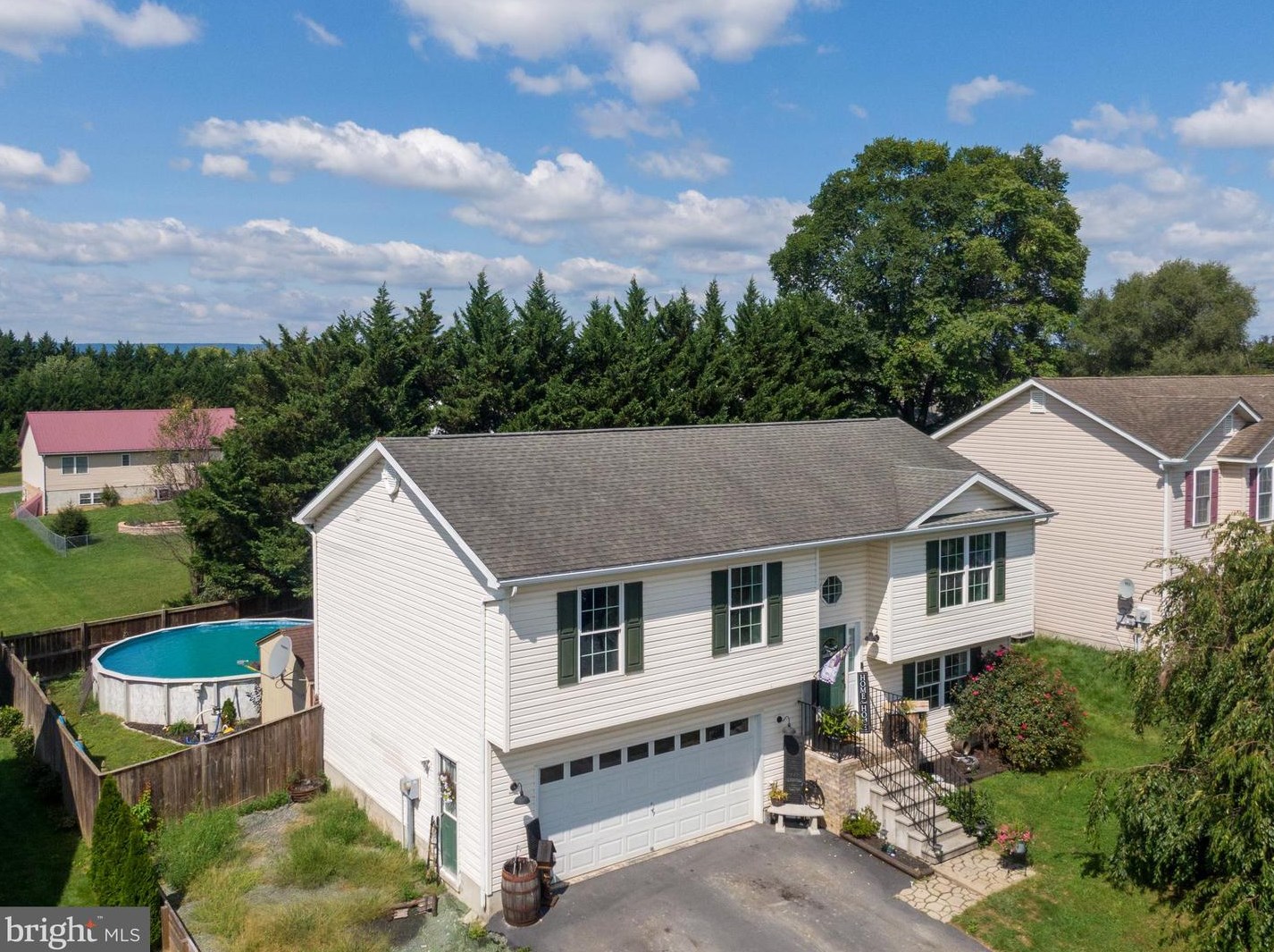 54 Eugene Dr, Inwood, WV 25428-3198