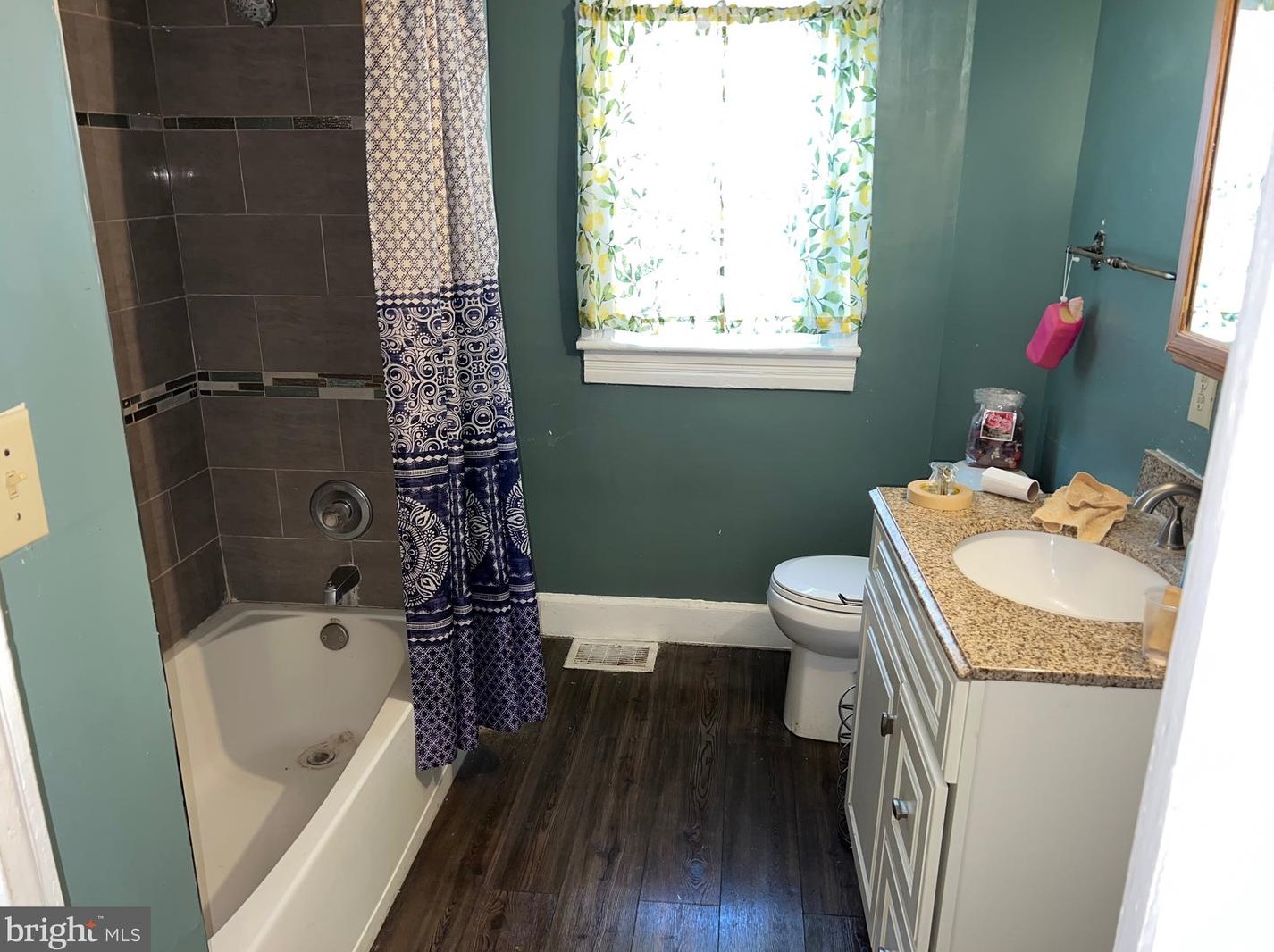 658 Faulkner Ave, Martinsburg WV 25401-2115 exterior