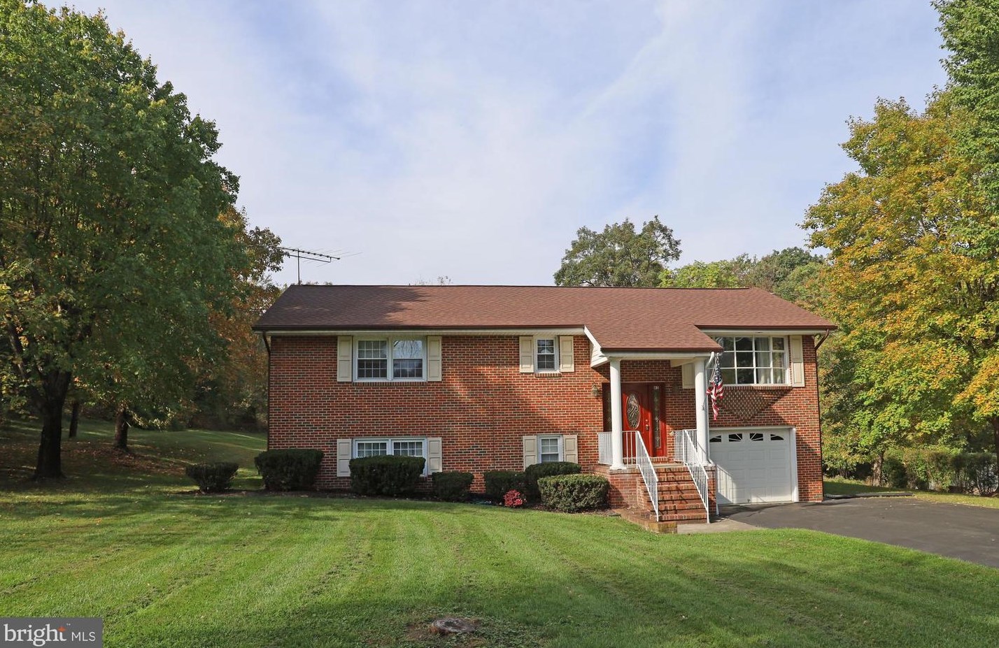 85 Gregory Dr, Martinsburg, WV 25404-0771