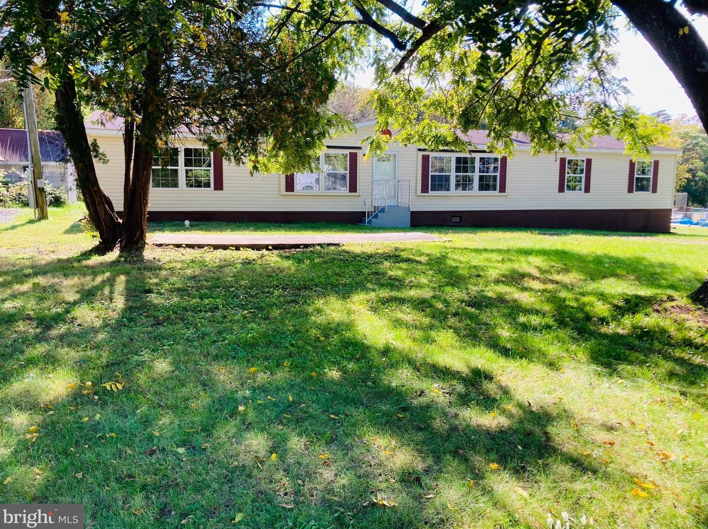 1364 Sulphur Springs Rd, Inwood, WV 25428-3919