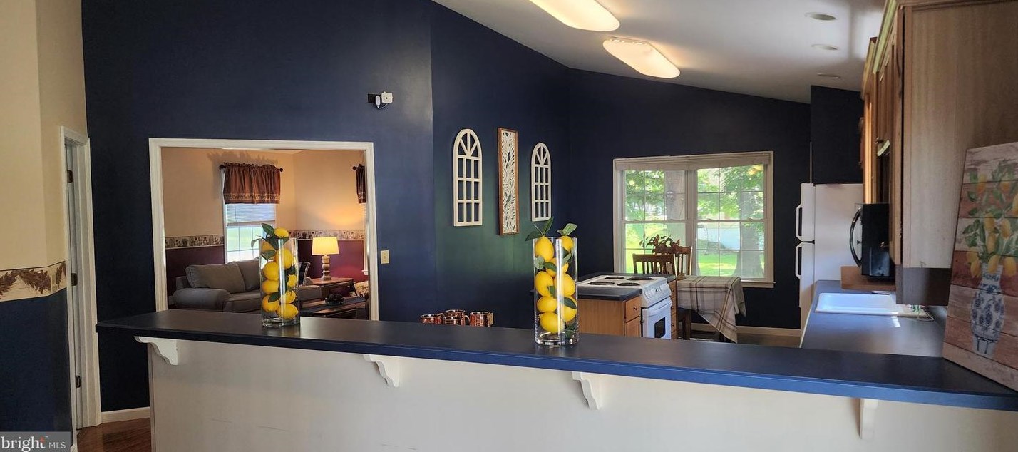 1465 Rock Clf Dr, Martinsburg WV 25401-3278 exterior