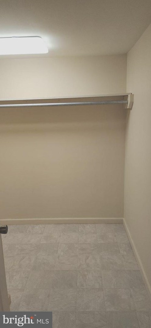 1465 Rock Clf Dr, Martinsburg WV 25401-3278 exterior