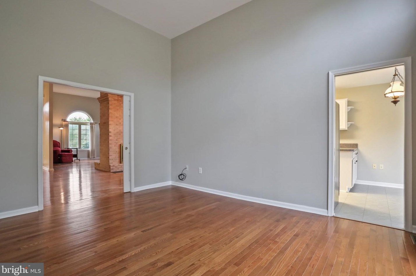 956 Caledonia Dr, Martinsburg WV 25405-5737 exterior