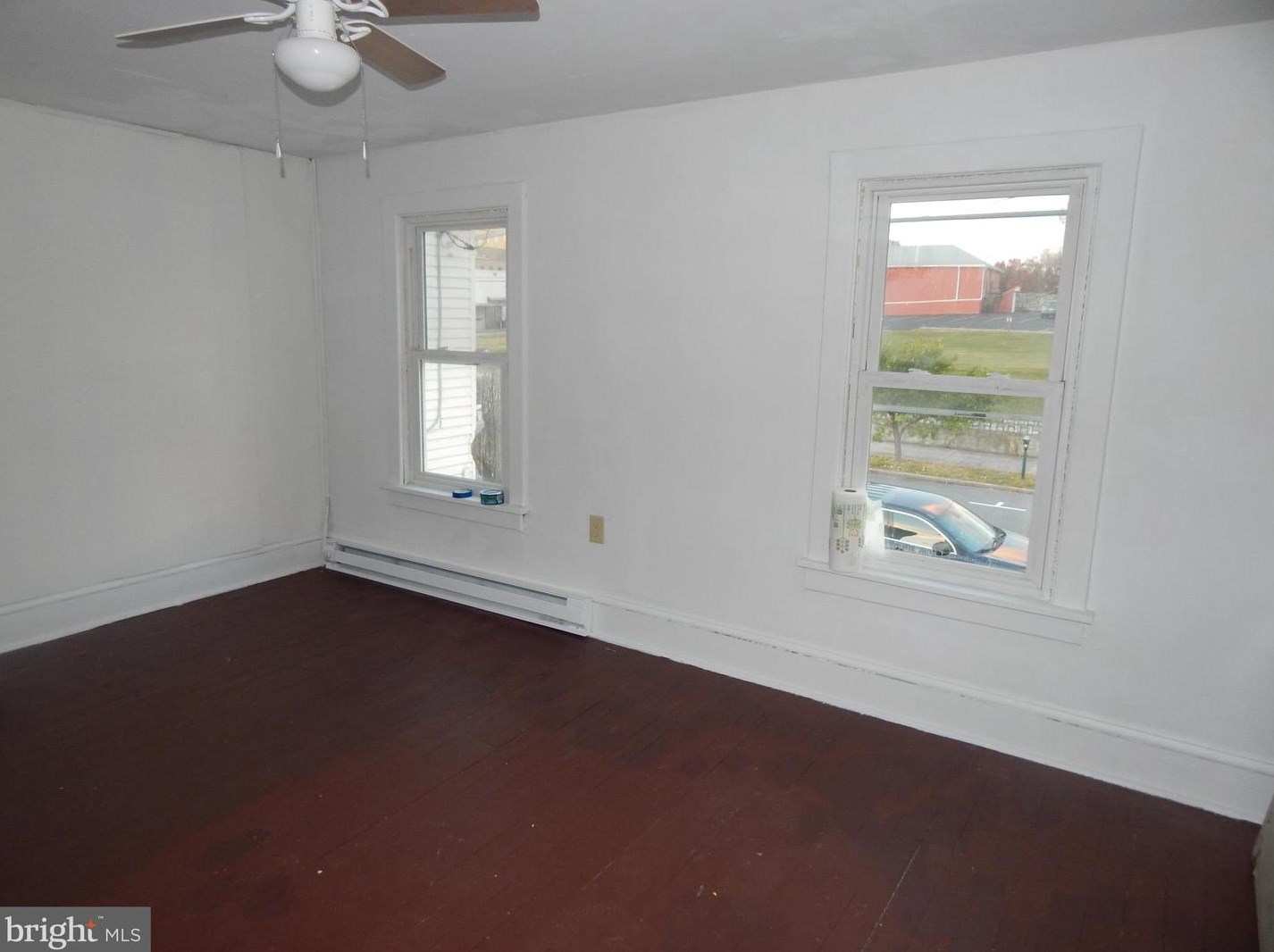 111 John St, Martinsburg, WV 25401-4214